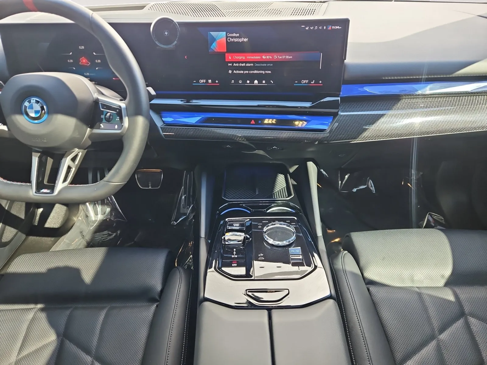 BMW i5 photo 11