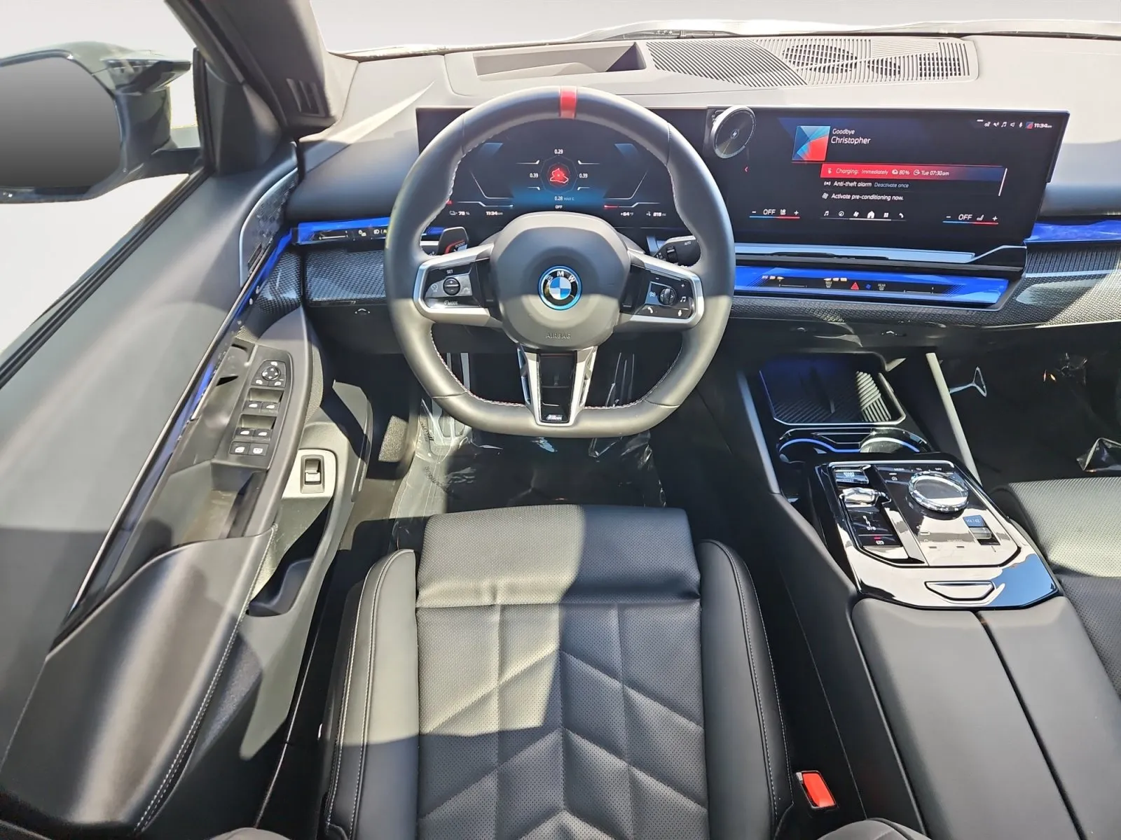 BMW i5 photo 10