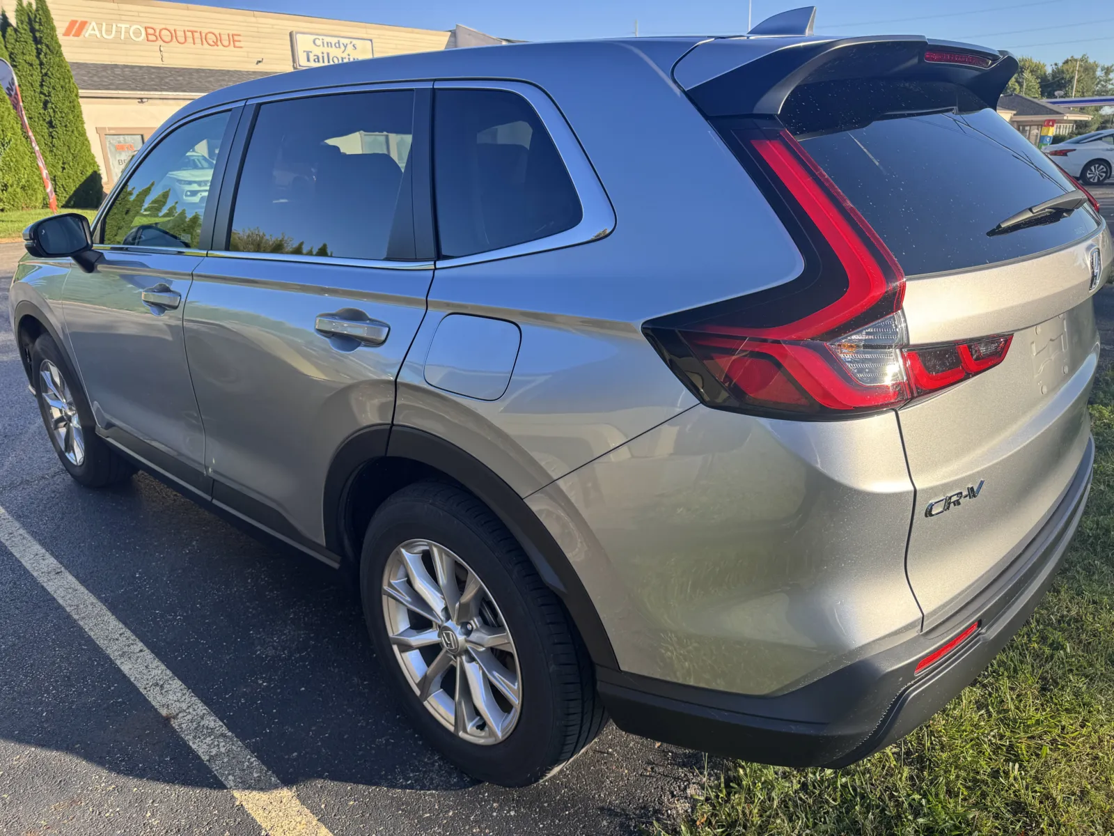 Honda CR-V photo 2