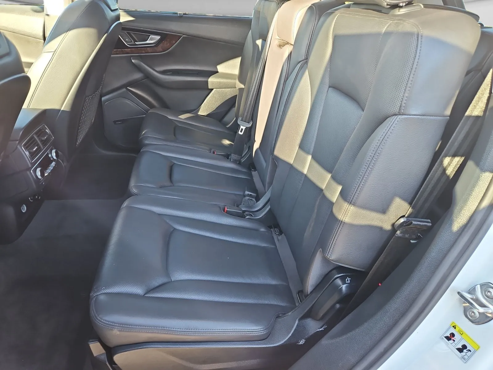 Audi Q7 photo 14