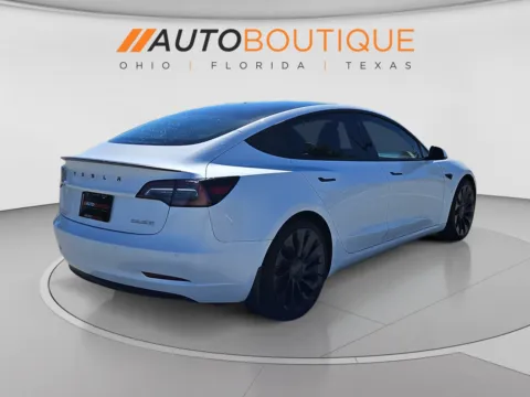 More photos of 2022 Tesla Model 3 Performance at Auto Boutique Ohio, OH
