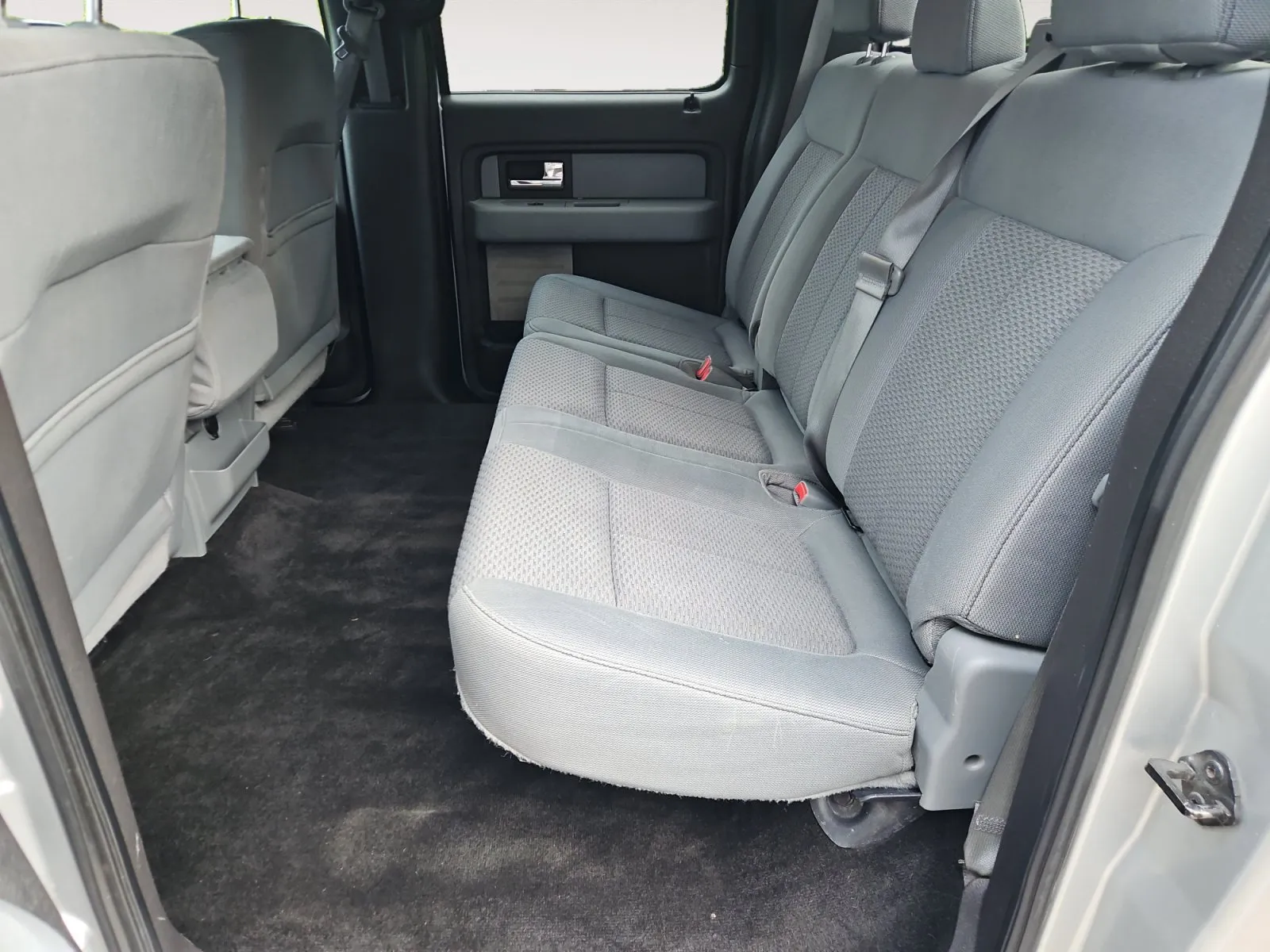 Ford F-150 photo 13