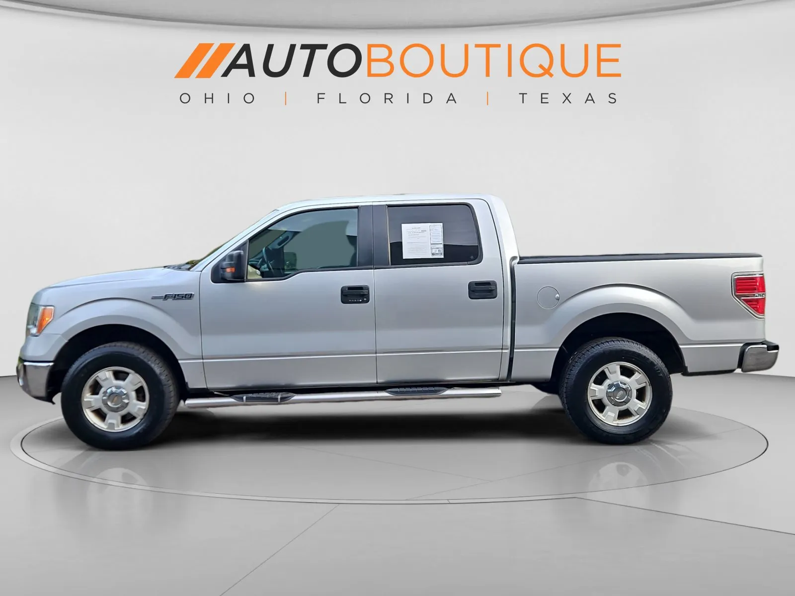Ford F-150 photo 2