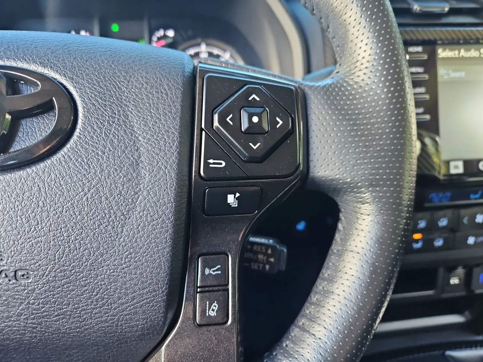 Toyota 4Runner photo 29