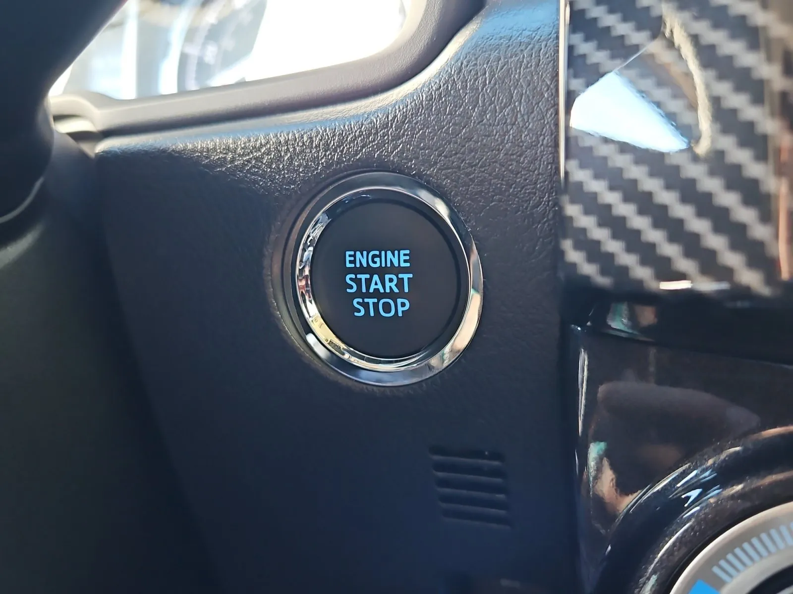 Toyota 4Runner photo 20