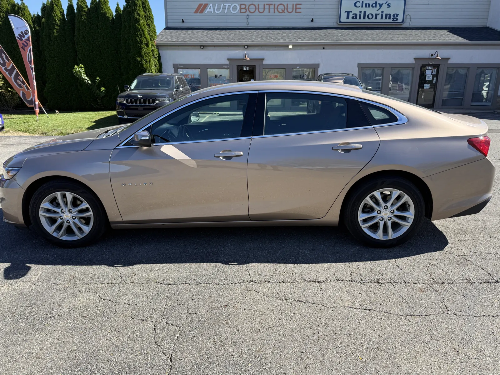 Chevrolet Malibu photo 2