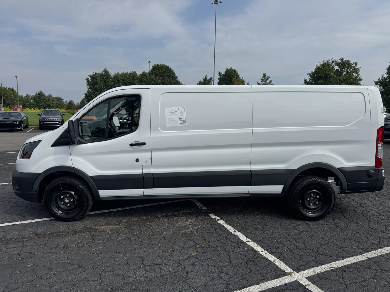 Ford E-Transit Cargo Van photo 9