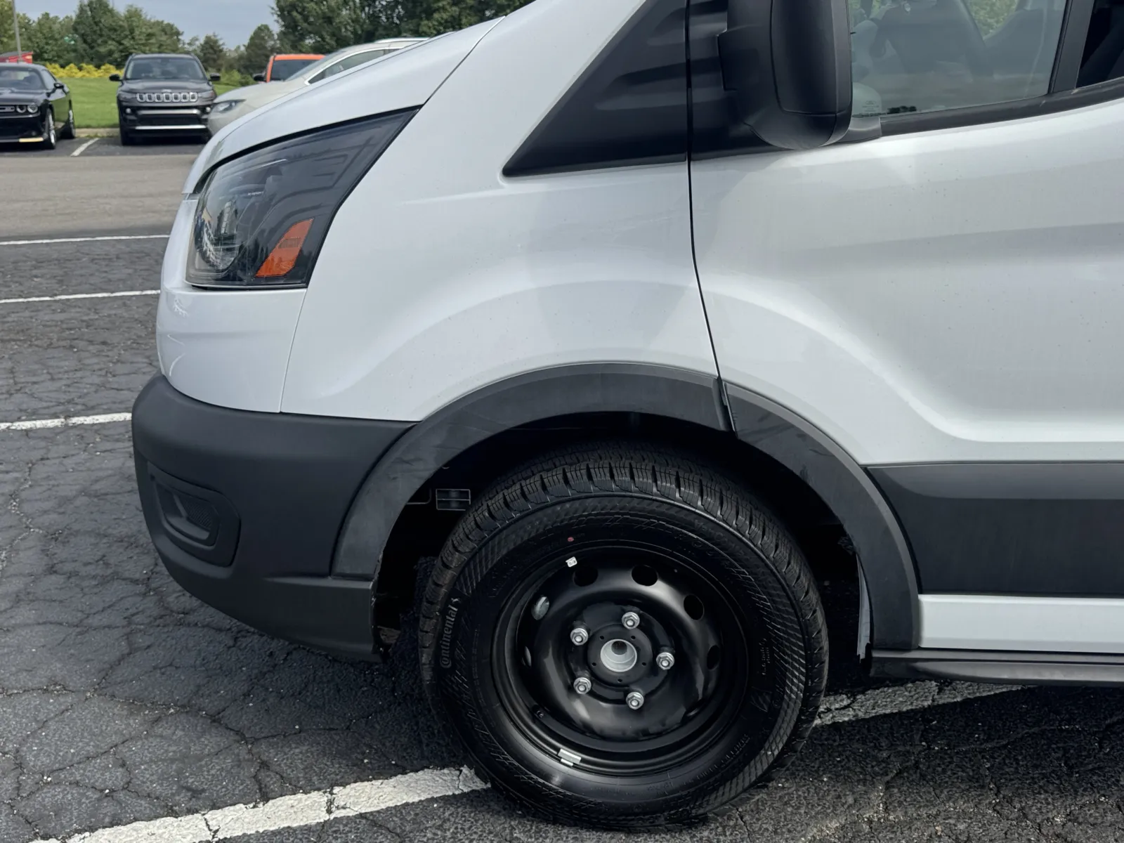 Ford E-Transit Cargo Van photo 16