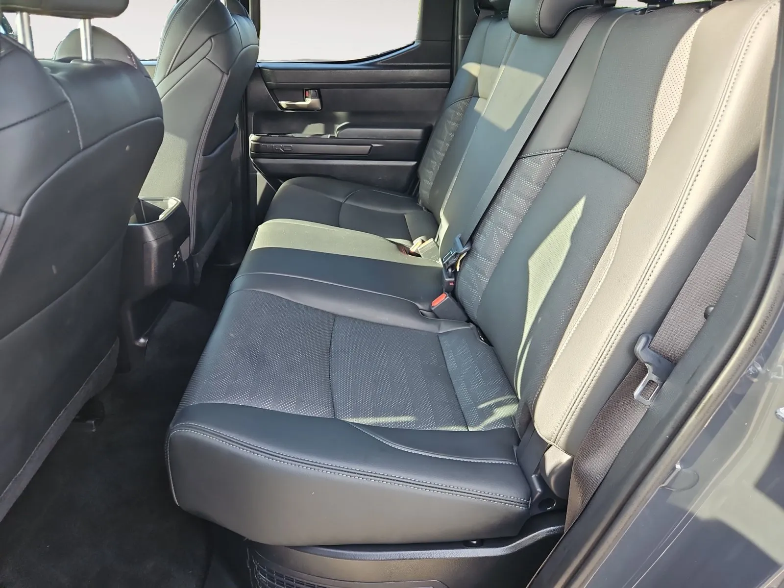 Toyota Tacoma photo 13