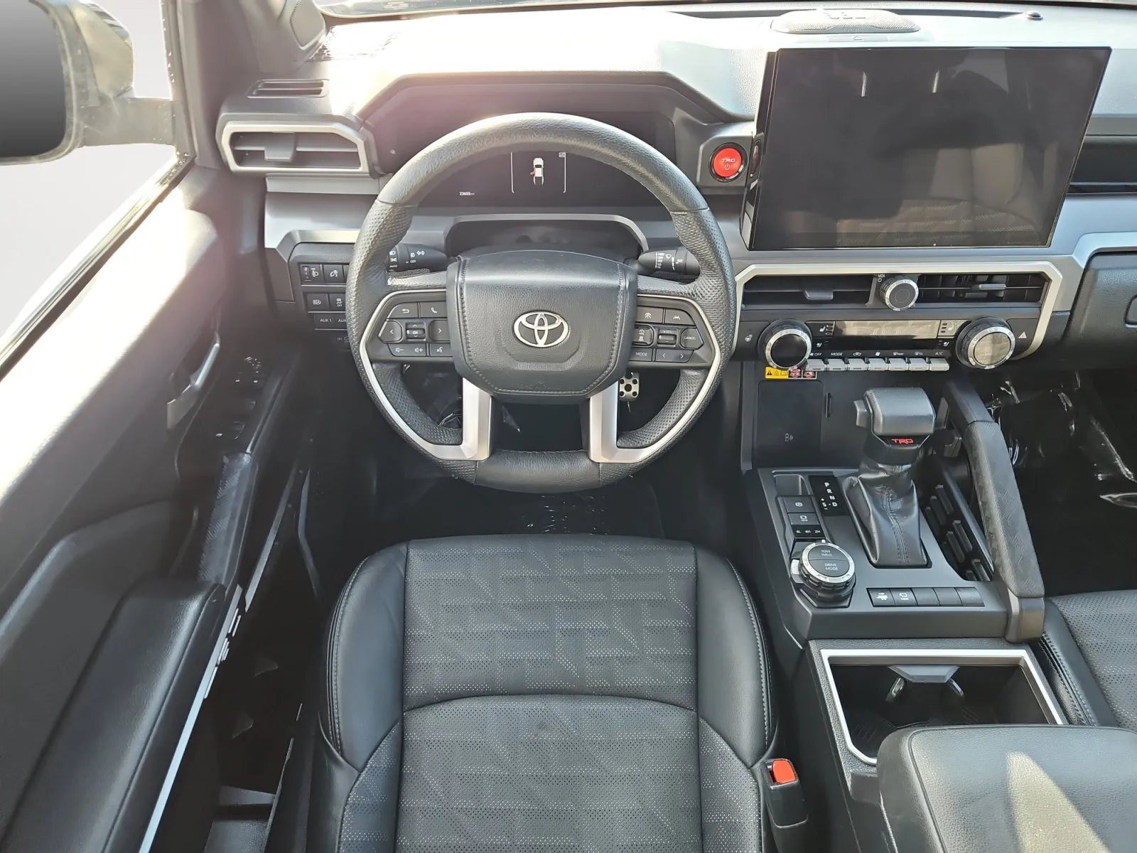 Toyota Tacoma photo 10
