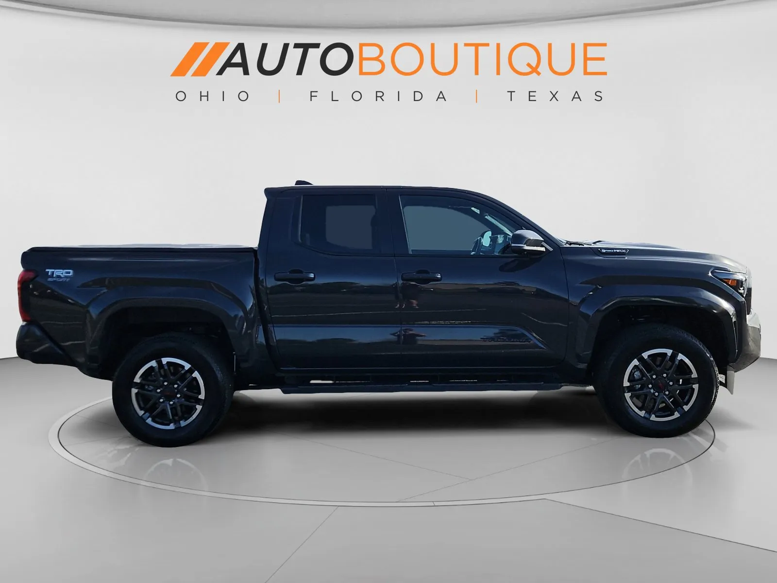Toyota Tacoma photo 6