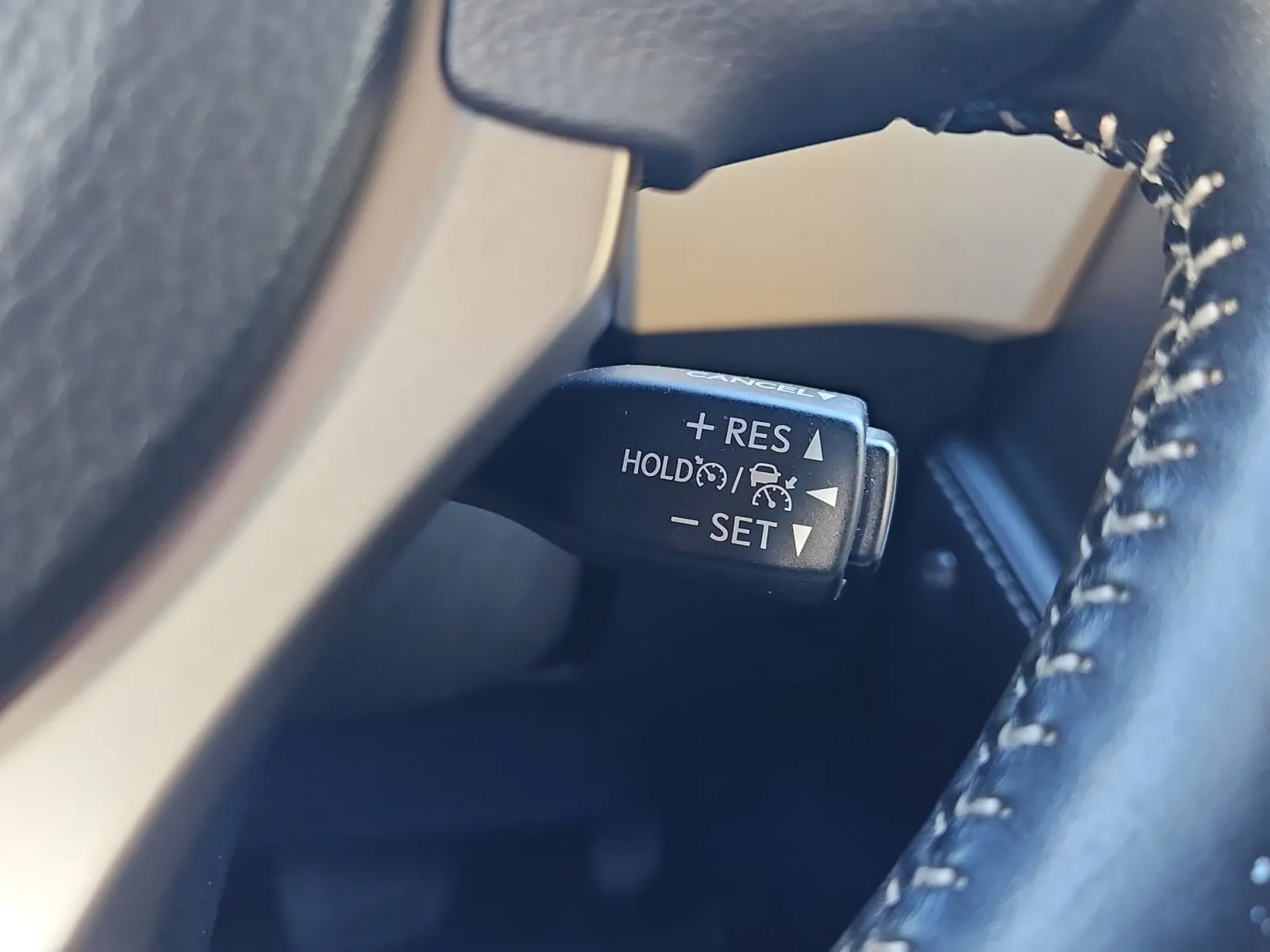 Lexus NX photo 30