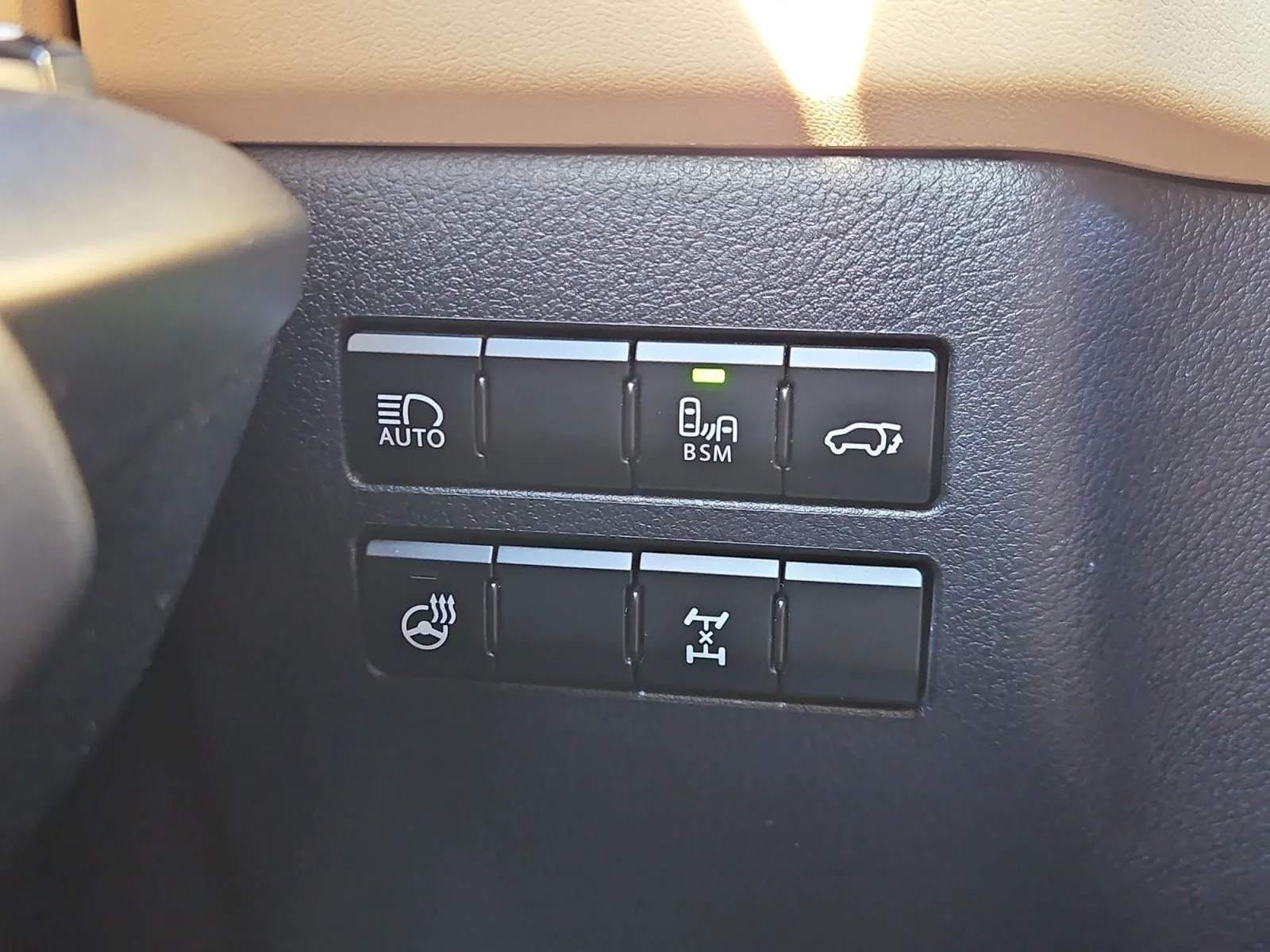 Lexus NX photo 17