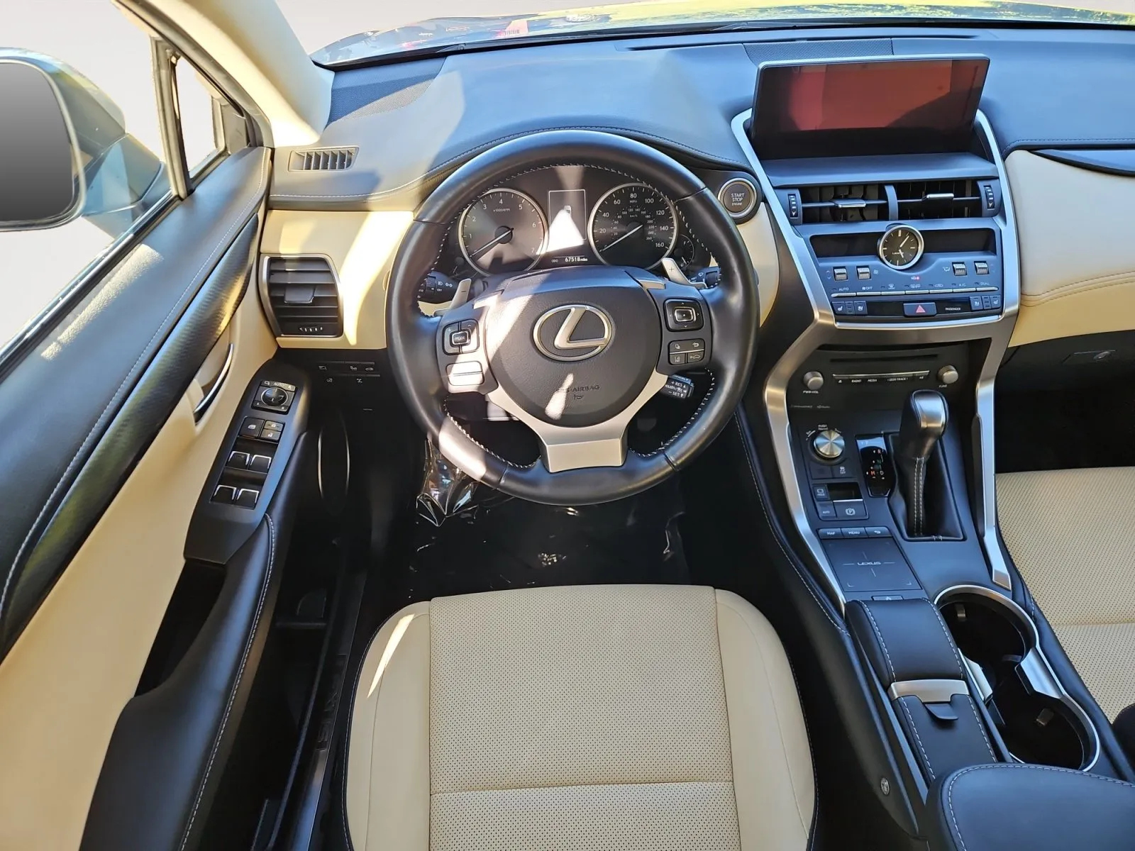 Lexus NX photo 10