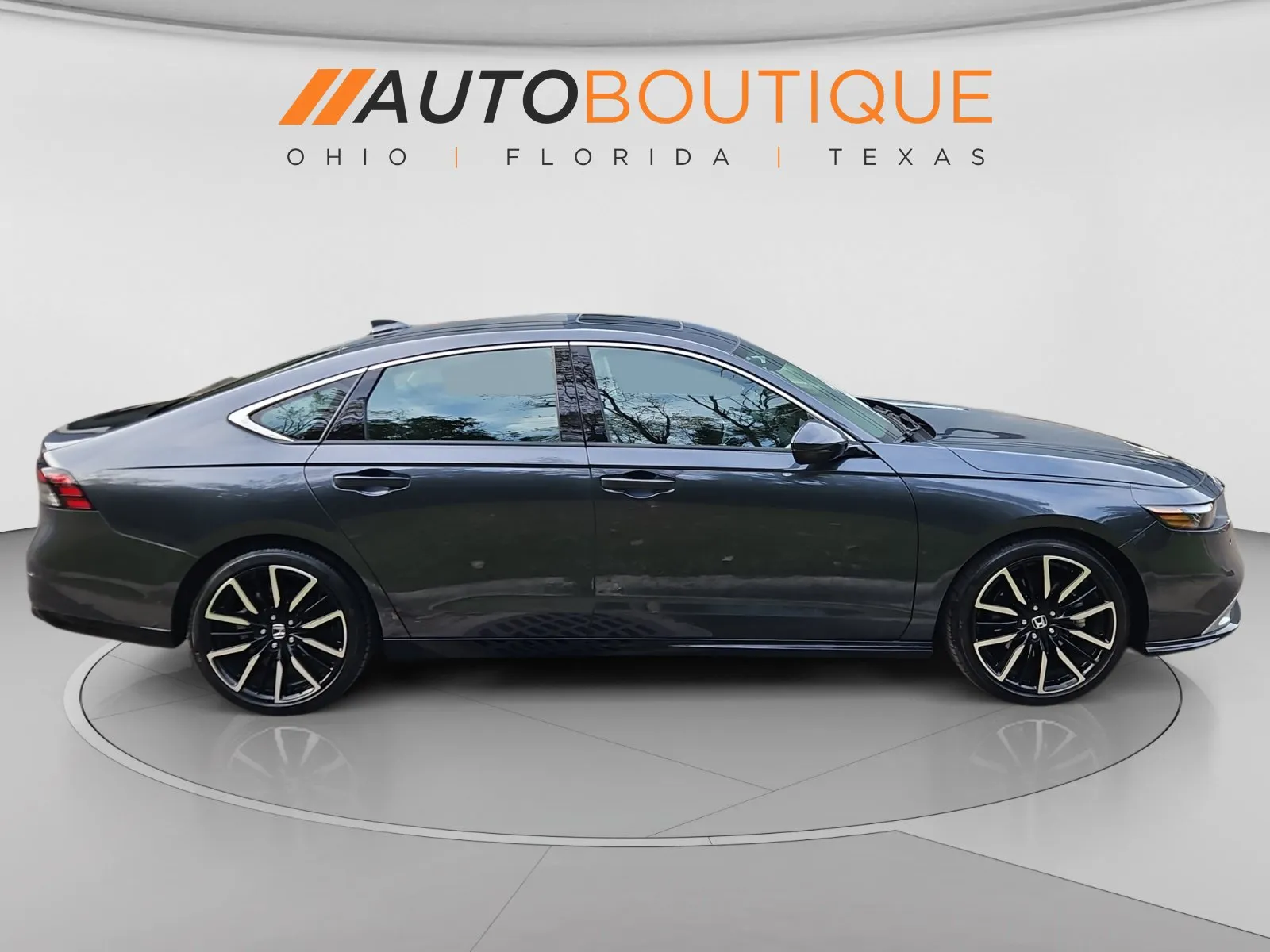Honda Accord photo 7