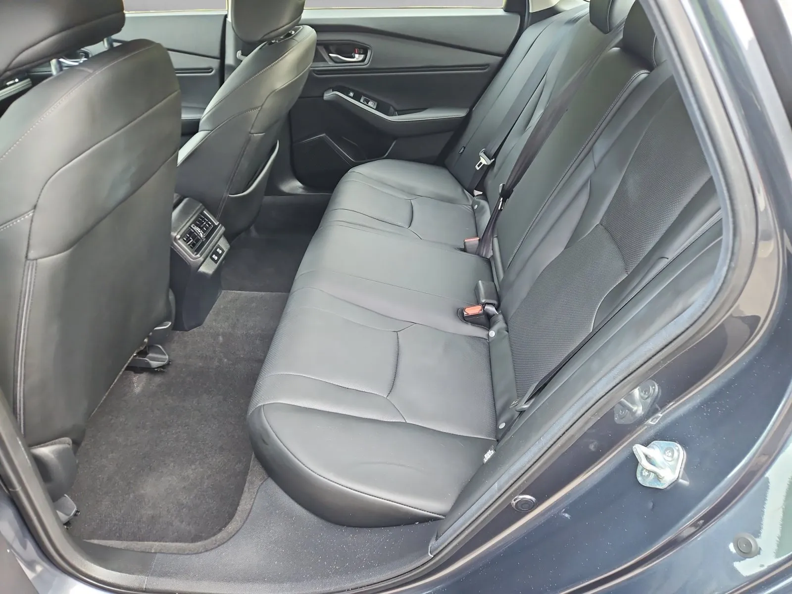 Honda Accord photo 15