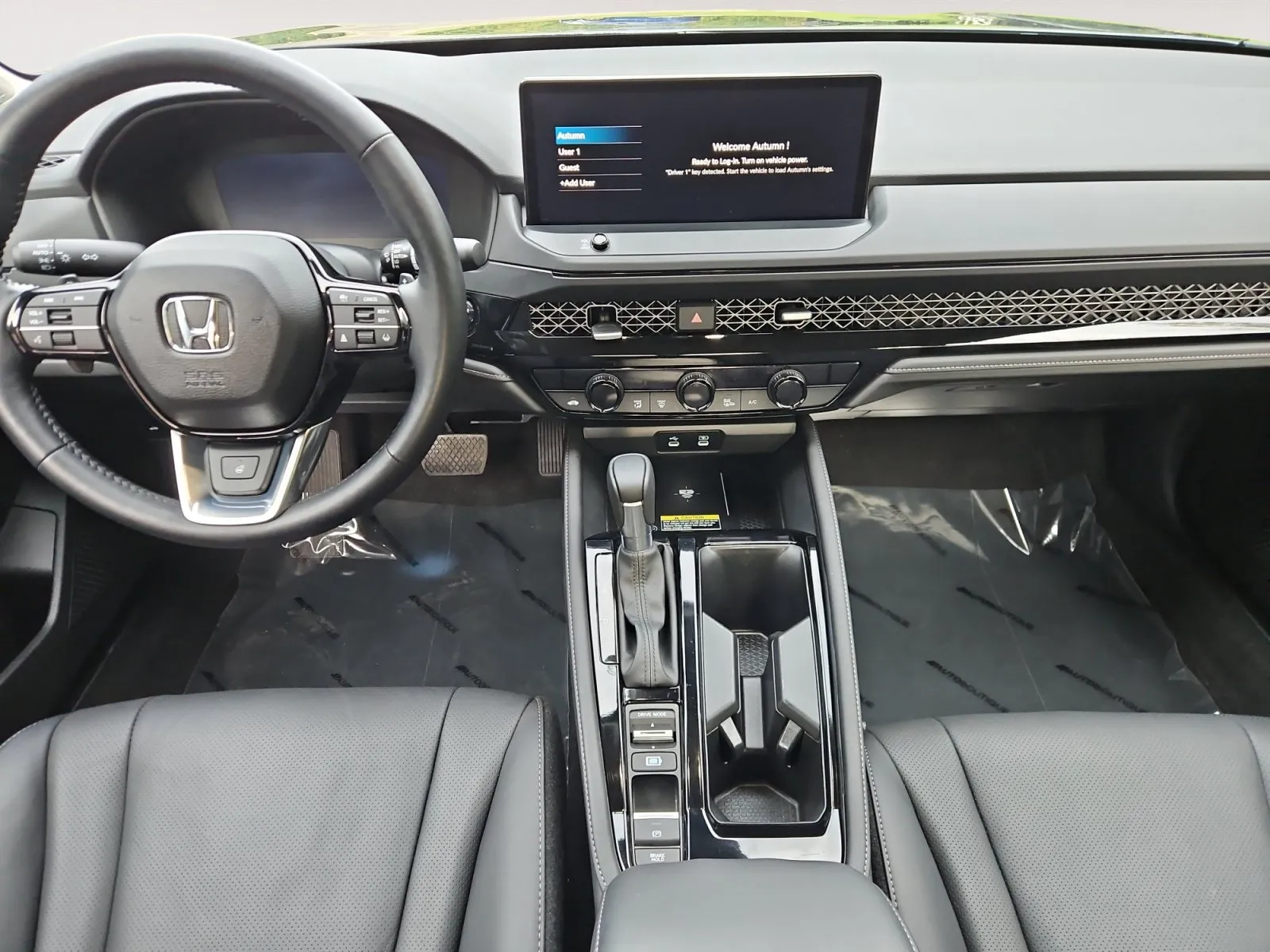 Honda Accord photo 12