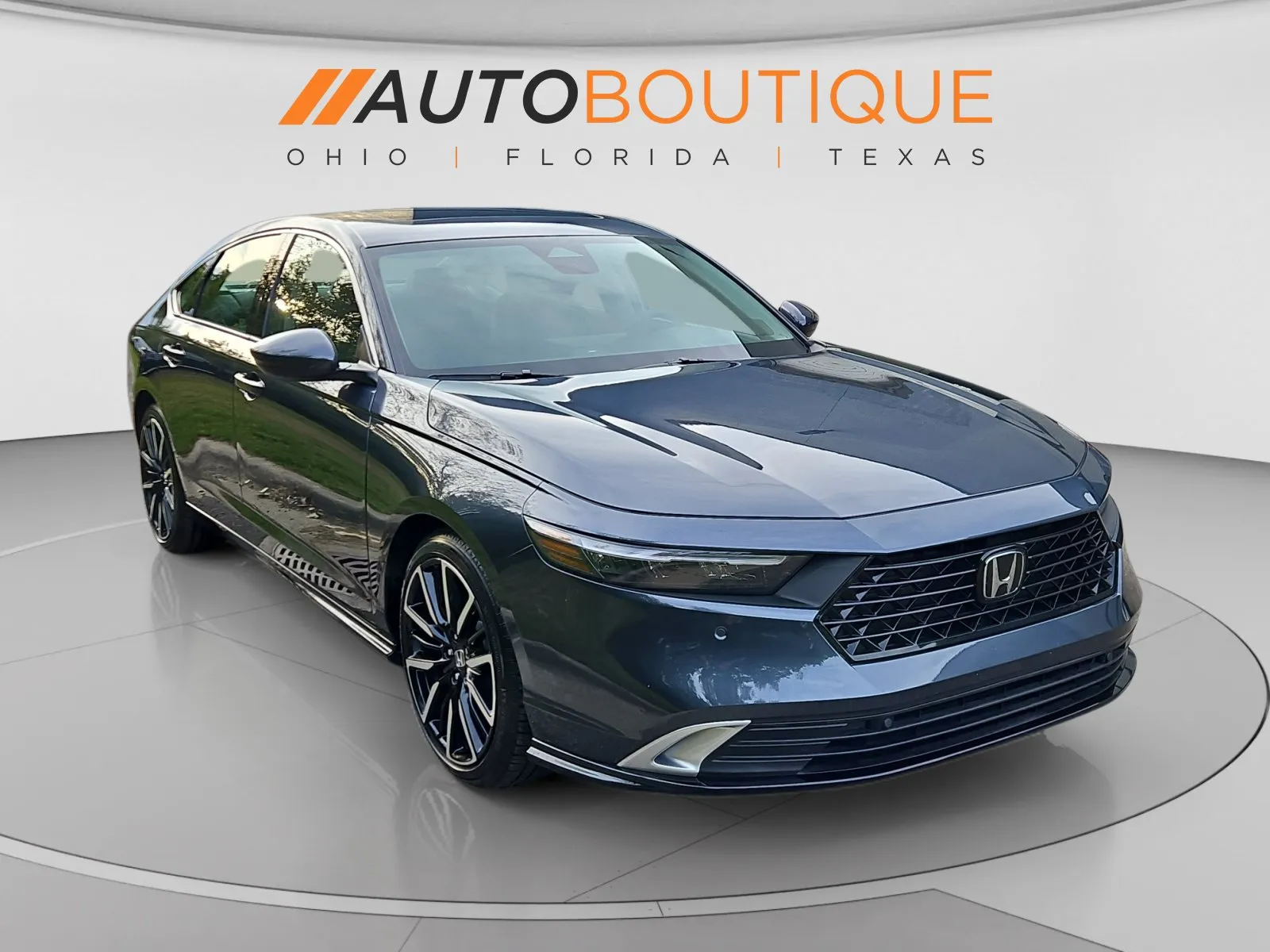 Honda Accord photo 8