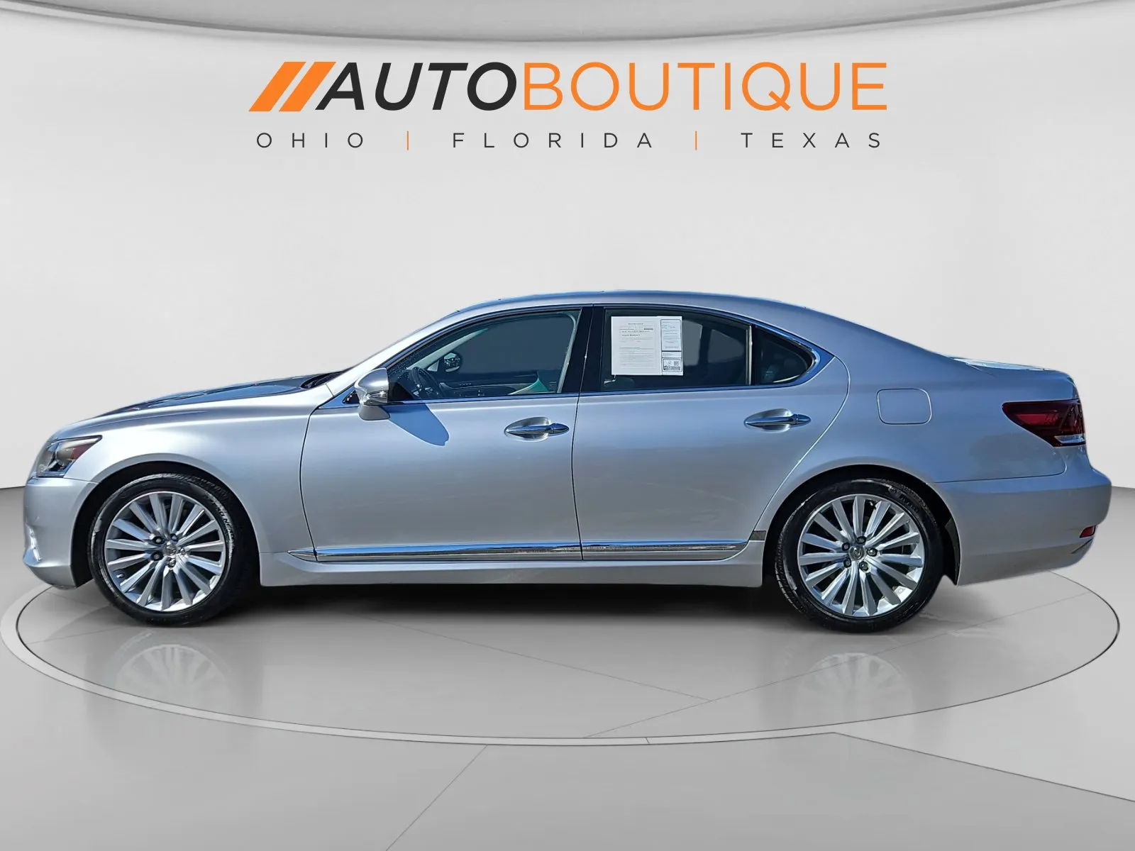 Lexus LS photo 2