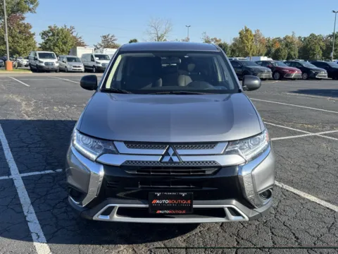 Another view of 2020 Mitsubishi Outlander ES for sale in Columbus, OH at Auto Boutique Ohio