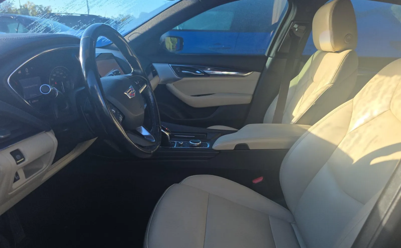 Cadillac CT5 photo 5