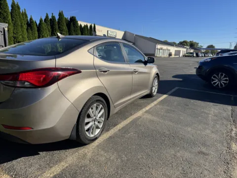More photos of 2015 Hyundai Elantra SE at Auto Boutique Ohio, OH