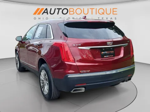 Another view of 2017 Cadillac XT5 Luxury FWD for sale in Columbus, OH at Auto Boutique Ohio