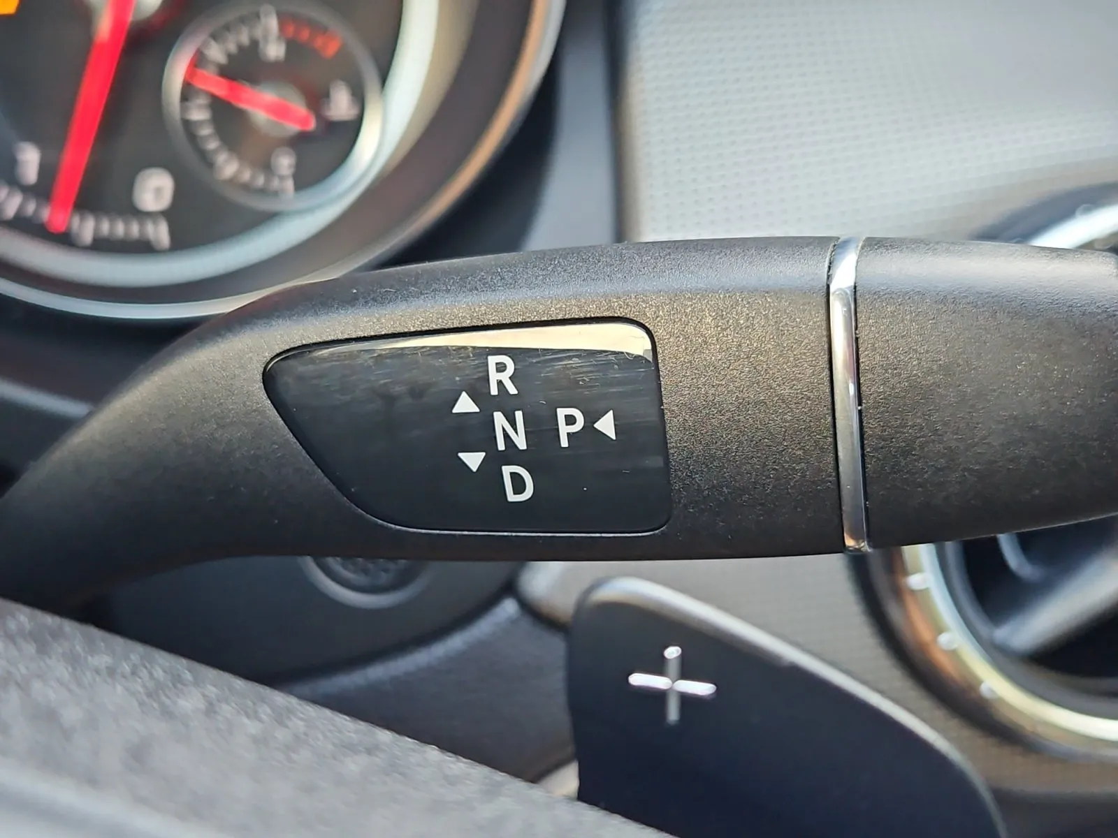 Mercedes-Benz CLA photo 22