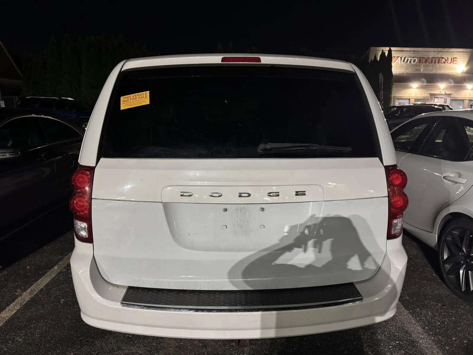 Dodge Grand Caravan photo 2