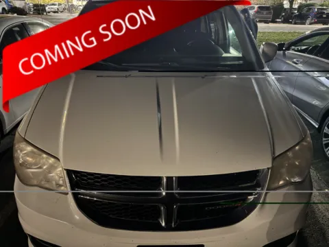 White 2014 Dodge Grand Caravan SXT for sale in Columbus, OH