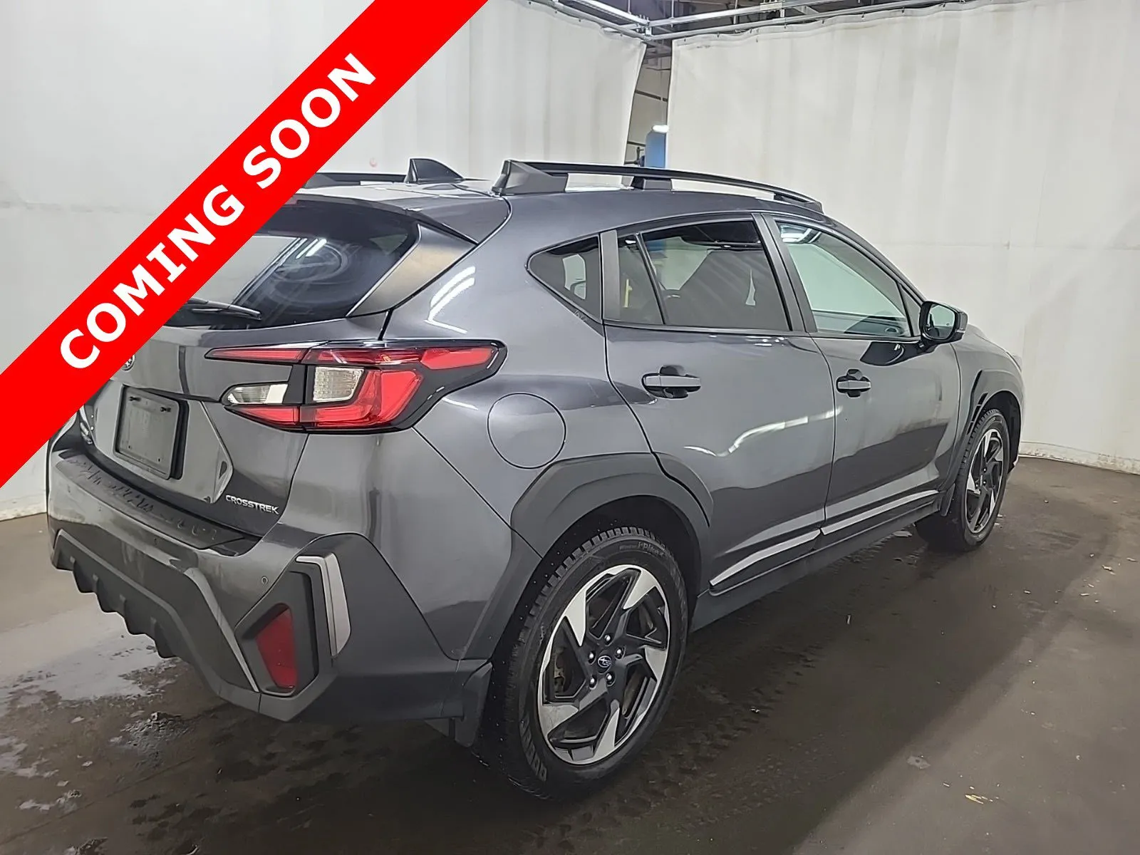 Subaru Crosstrek photo 3