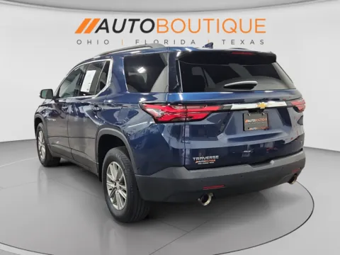 Another view of 2022 Chevrolet Traverse LT Cloth for sale in Columbus, OH at Auto Boutique Ohio