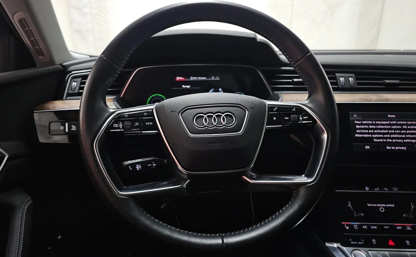Audi e-tron Sportback photo 5