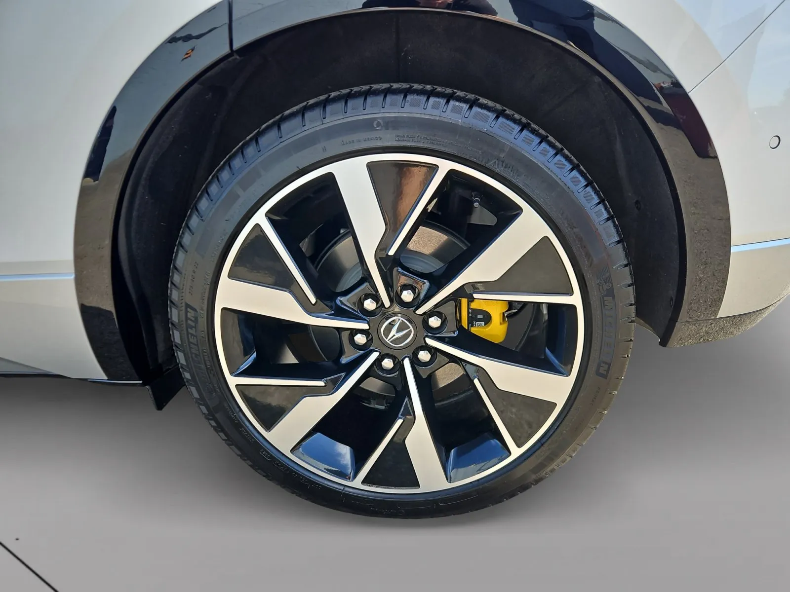 Acura ZDX photo 15