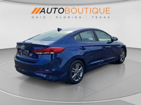 More photos of 2018 Hyundai Elantra SEL at Auto Boutique Ohio, OH