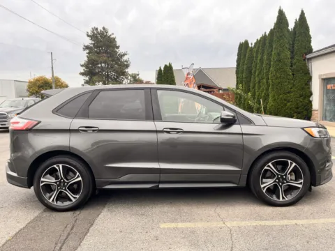 Photos of 2019 Ford Edge ST for sale in Columbus, OH at Auto Boutique Ohio