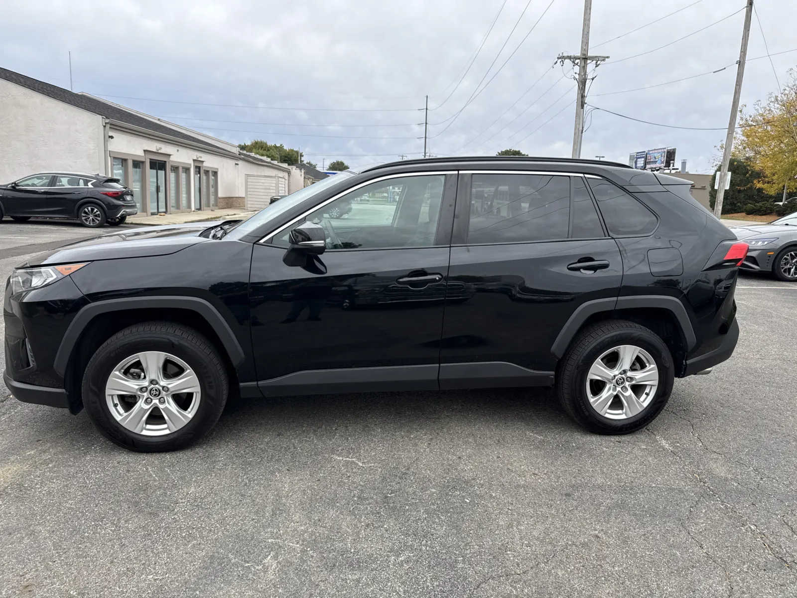 Toyota RAV4 photo 4