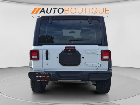 More photos of 2022 Jeep Wrangler Unlimited Sport at Auto Boutique Ohio, OH