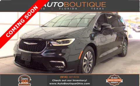 Black 2024 Chrysler Pacifica Hybrid Select for sale in Columbus, OH