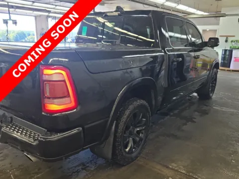 More photos of 2021 Ram 1500 Longhorn at Auto Boutique Ohio, OH