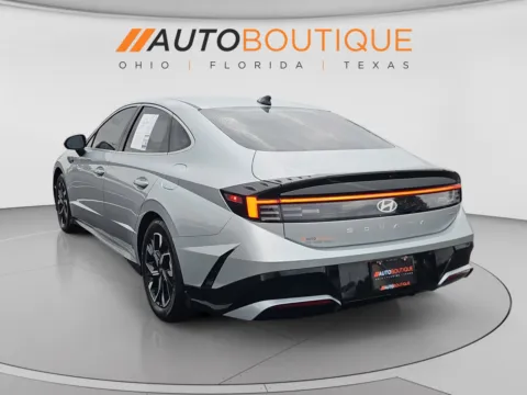 Another view of 2024 Hyundai Sonata SEL for sale in Columbus, OH at Auto Boutique Ohio