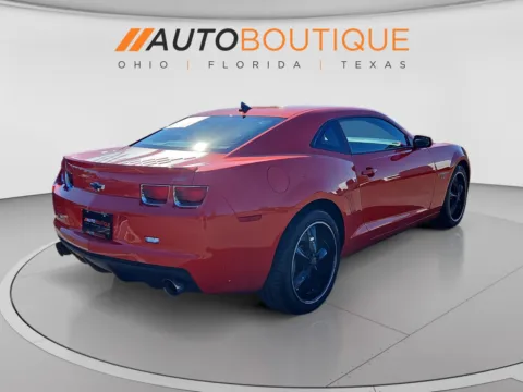 More photos of 2011 Chevrolet Camaro 2SS at Auto Boutique Ohio, OH