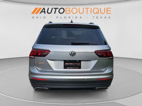 More photos of 2021 Volkswagen Tiguan SE at Auto Boutique Ohio, OH