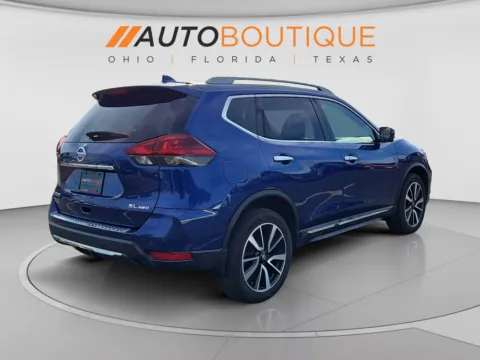 More photos of 2020 Nissan Rogue SL at Auto Boutique Ohio, OH