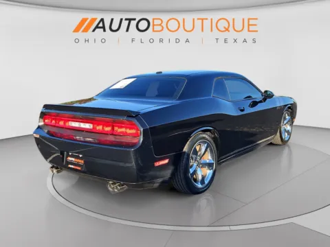 More photos of 2013 Dodge Challenger R/T at Auto Boutique Ohio, OH