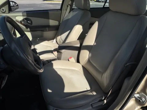 More photos of 2005 Chevrolet Malibu LT at Auto Boutique Ohio, OH