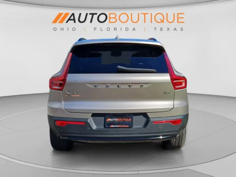 More photos of 2023 Volvo XC40 Ultimate Dark Theme at Auto Boutique Ohio, OH