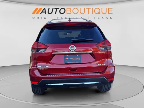 More photos of 2019 Nissan Rogue SL at Auto Boutique Ohio, OH