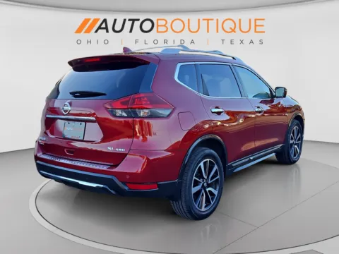 More photos of 2019 Nissan Rogue SL at Auto Boutique Ohio, OH