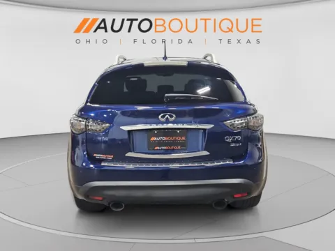 More photos of 2017 INFINITI QX70 at Auto Boutique Ohio, OH